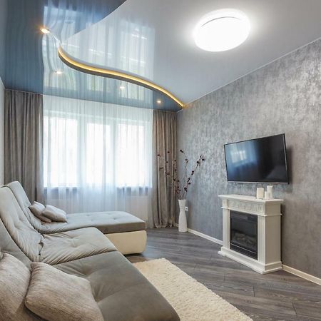 Apartment Dom Kino 明斯克 外观 照片